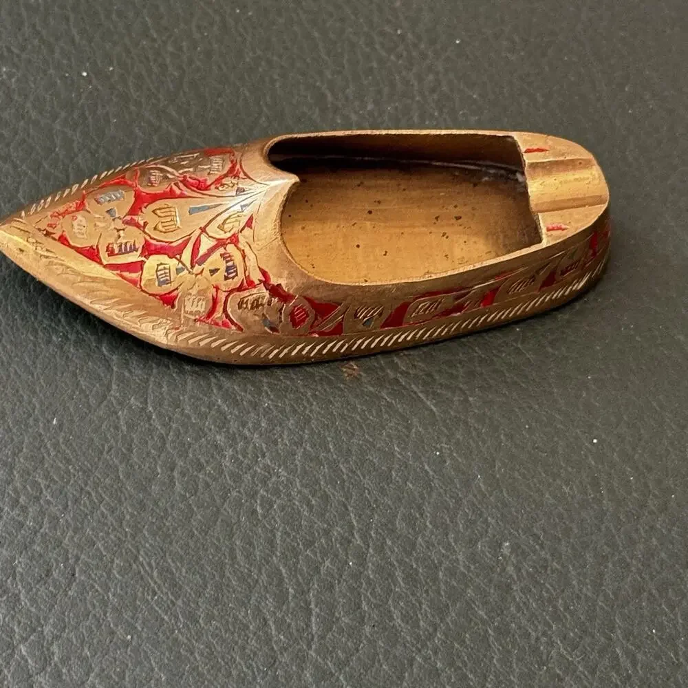 Vintage Brass Shoe Ashtray Hand Etched Red Slipper India Genie Aladdin